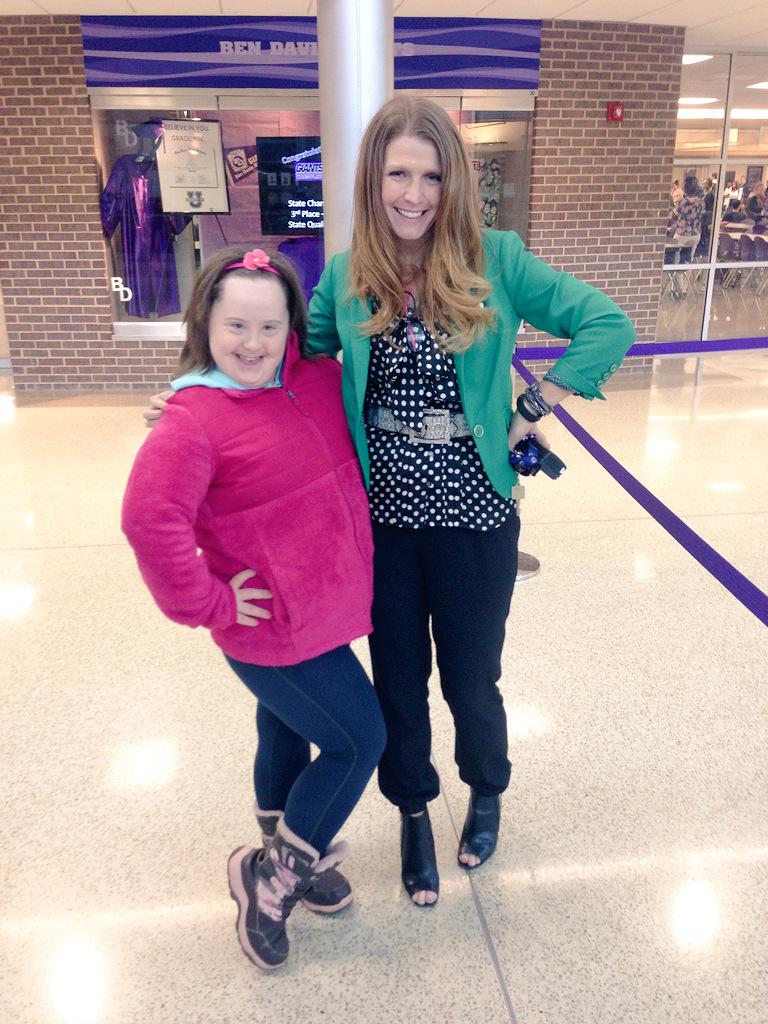missliz31's tweet photo. The only limits are self imposed! #DisabilityAwarenessEveryDay #BDRocks  💜💜 #DivaStars 🌟🎀 http://t.co/KbCQcwbjSD
