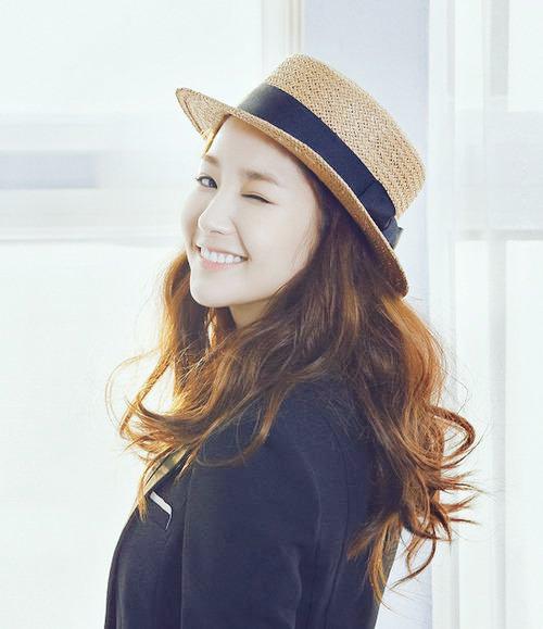 HAPPY BIRTHDAY PARK MIN YOUNG!!         