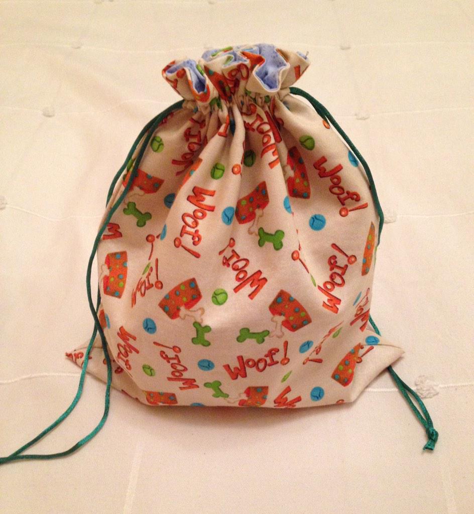 PatchAtachus's tweet image. Prácticas bolsitas para guardar nuestros pequeños tesoros