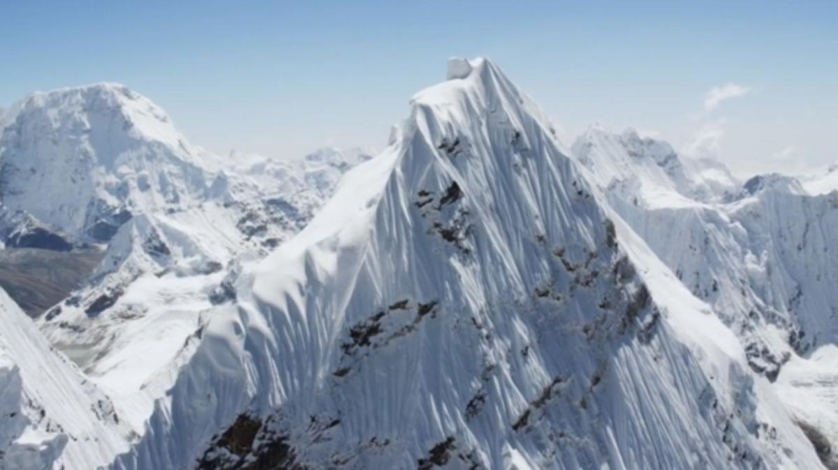 rockandice's tweet photo. Teton Gravity: The Himalayas from 20,000 ft. http://t.co/BeXoIuCMyV http://t.co/fvFmMJKUGL
