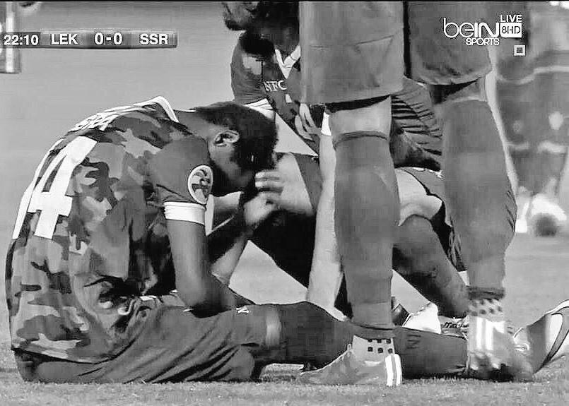 Fahad_Algathami's tweet photo. بالأمس غالب يواسي ابو عمر 

و اليوم ابو عمر يواسي غالب 

سبحان الله و الحمد لله علئ كل حال http://t.co/bXb3eYy3SH