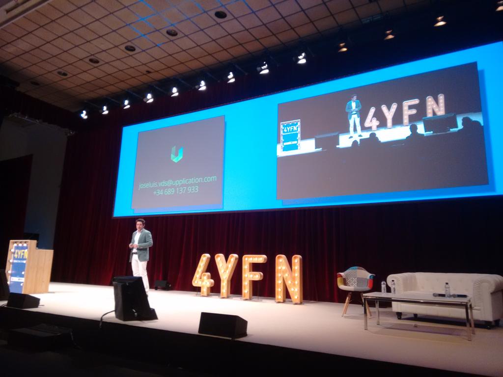 OpenFuture_'s tweet image. "Mobile is our world", @Upplication 's pitch, #apps for small #business