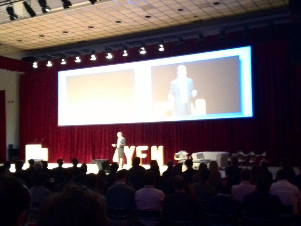 Apparcar's tweet image. Not even pretty girls distract the CEO of @Upplication from his business! JL rocks at @OpenFuture_  4YFN showcase