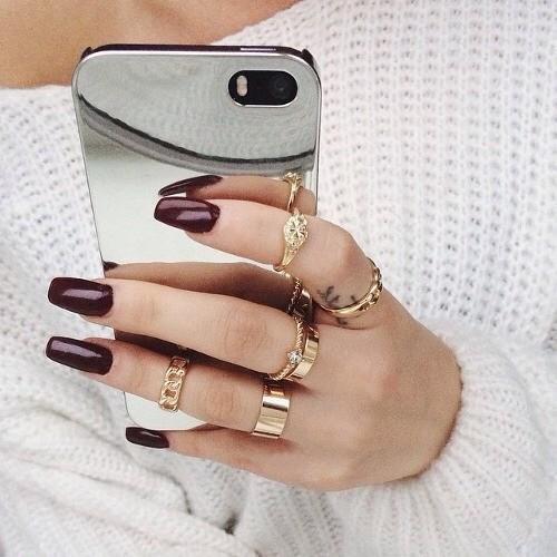 Emma161_'s tweet image. #nailstyle #nailscolor 
Yay or nay ? 💅