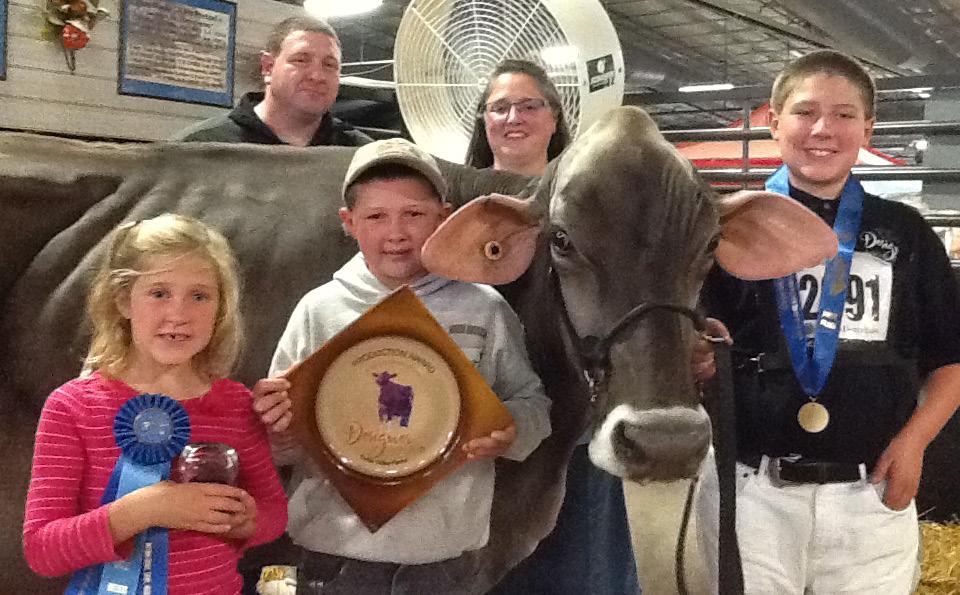 How has <a href="/DairyRobot/">Lely North America</a> <a href="/LelyDiscovery/">Lely North America</a> created “more” for you. Enter the #LelyLife photo contest. lelylife.com/2015/03/2015-l…