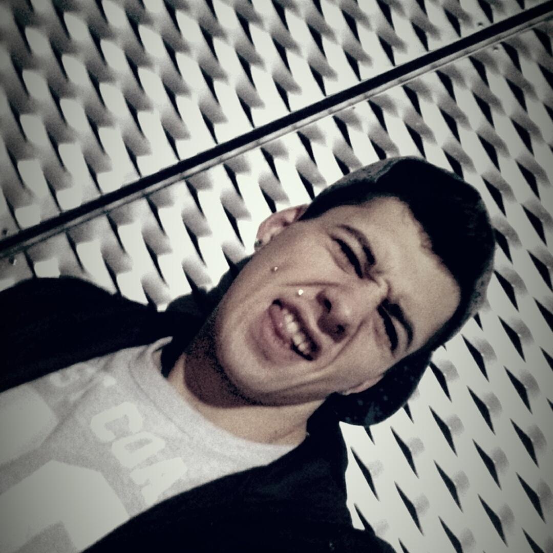 DonBichine's tweet photo. Si me fallas que te follen...😉 http://t.co/zGatN9zHkS