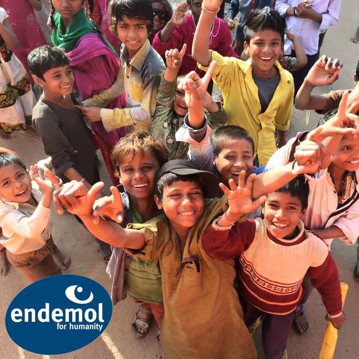 EndemolPT's tweet photo. O sorriso destas crianças enche-nos de orgulho nos colaboradores @Endemol. Obrigado a todos! #endemolforhumanity http://t.co/tIgjApSK3y