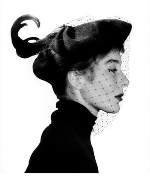 VogueFrance's tweet photo. A tribute to fashion icon Bettina Graziani, who passed away last night http://t.co/XfS3FkQOWz http://t.co/EKzDWFf18s