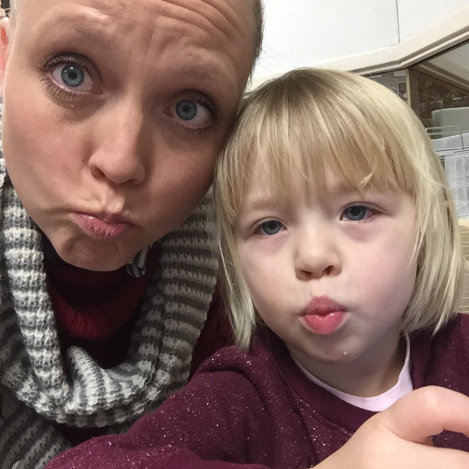 AmandaSpilde's tweet photo. @Sharratt13 your healthcare team is amazing! Taking care of my sick peanut! #R100guestfirst @MaggieThaden http://t.co/ONErILo1x4