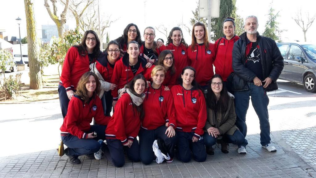 crizti_crizti's tweet photo. Equipoooo! @cvhervascuenca @Bea_fanso8 @MoneoPatry @maria_gcasas @alonsolo_9 @crizti_crizti @LorenaPriorCano http://t.co/BVFIde8hmb