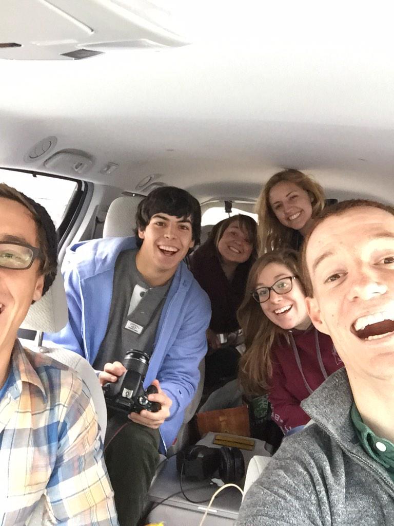 UNdertheCblog's tweet photo. Off we go! 16 hours till Canada (stopping in Dc tonight) #BEM2015 #castillolab http://t.co/oTN5XfBBxR
