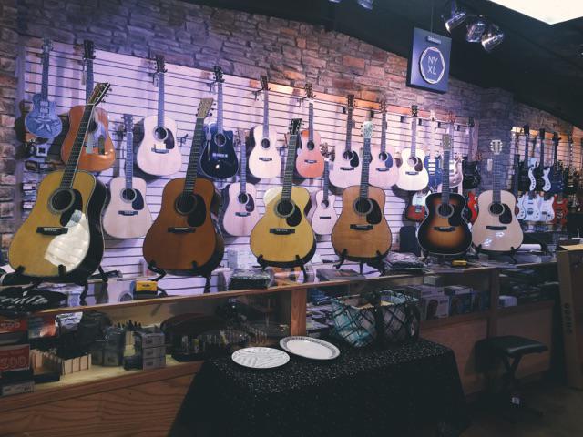 Shiloh_Music's tweet photo. Preparing for the @martinguitar experience tonight! 6pm. #Nashville #Martin http://t.co/NO7CzedkLE
