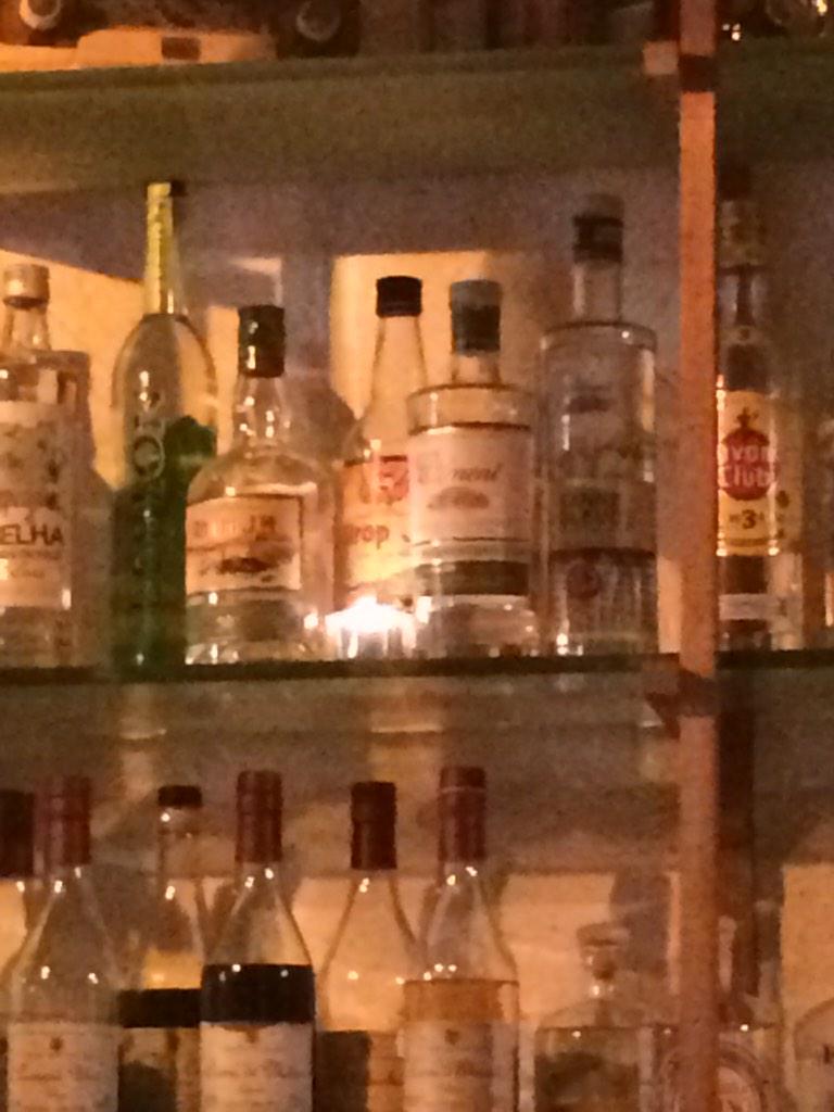 LaceandWhiskeyE's tweet photo. @PONDdalston Rock'n'roll agricole @RhumClement @RHUMJM @AmathusLee http://t.co/f1y30cCcsz