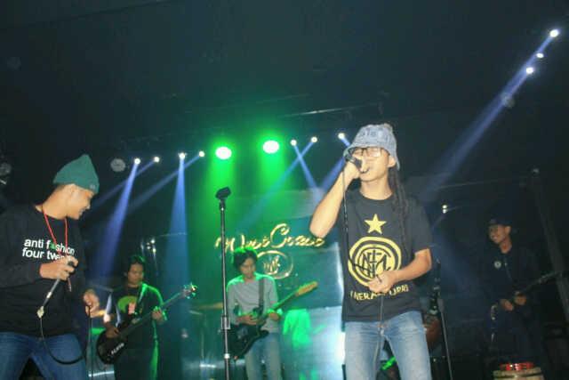 REGGAEMBELL (@reggaembell) on Twitter photo 