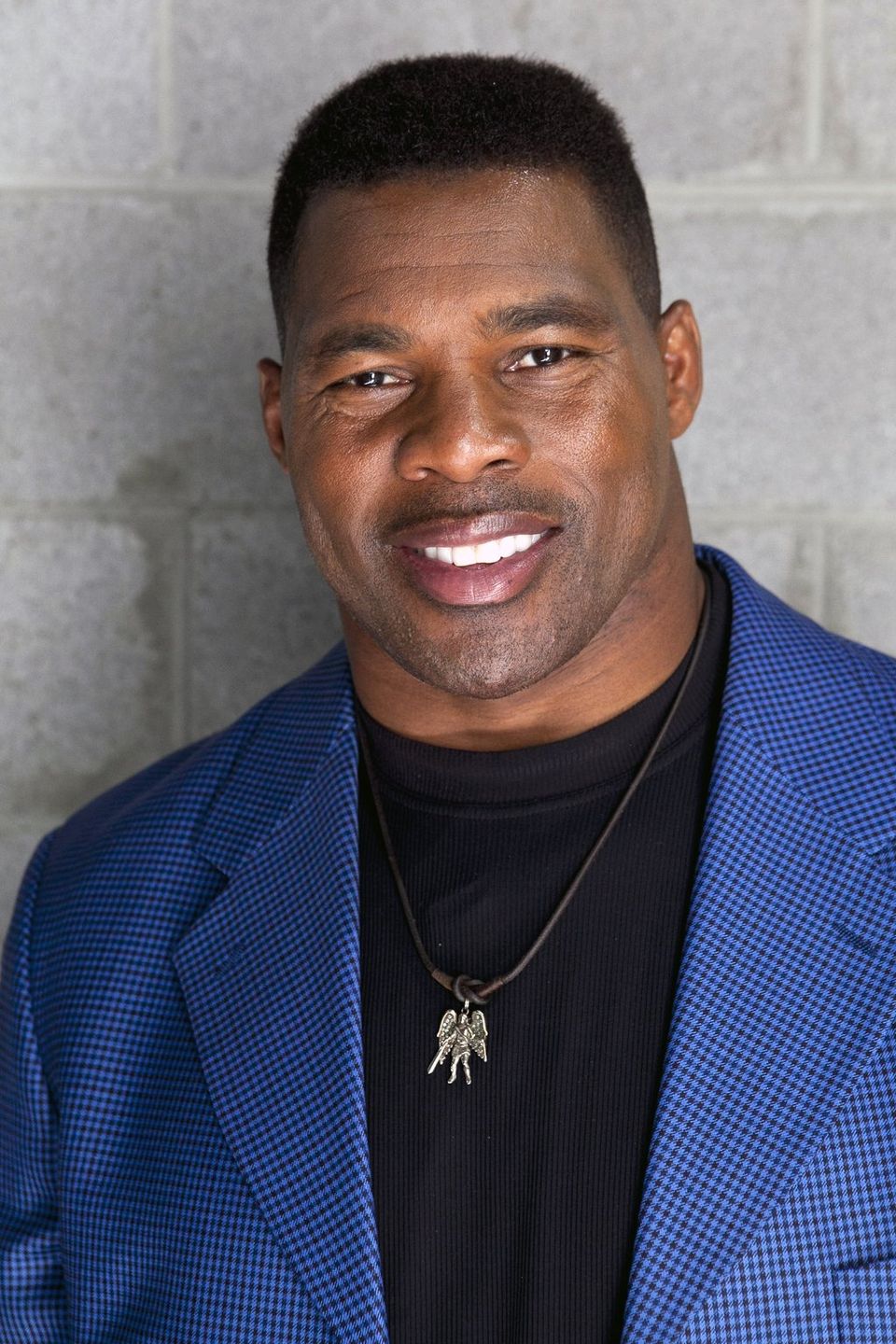 Happy Birthday going out to NFL legend, Herschel Walker is 53! 