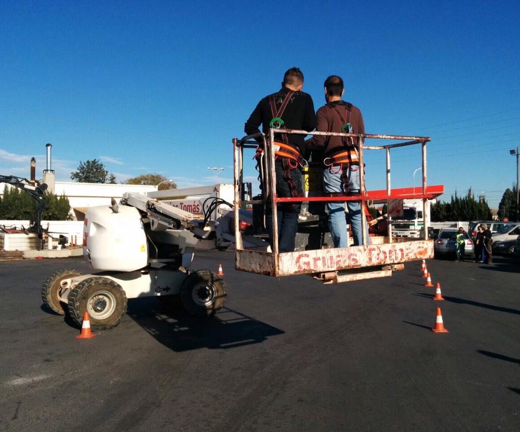 prevesystem's tweet image. Todavía no manejas una plataforma elevadora?
A que esperas?
#pemp #practicas #formacionutil vía @prevesystem