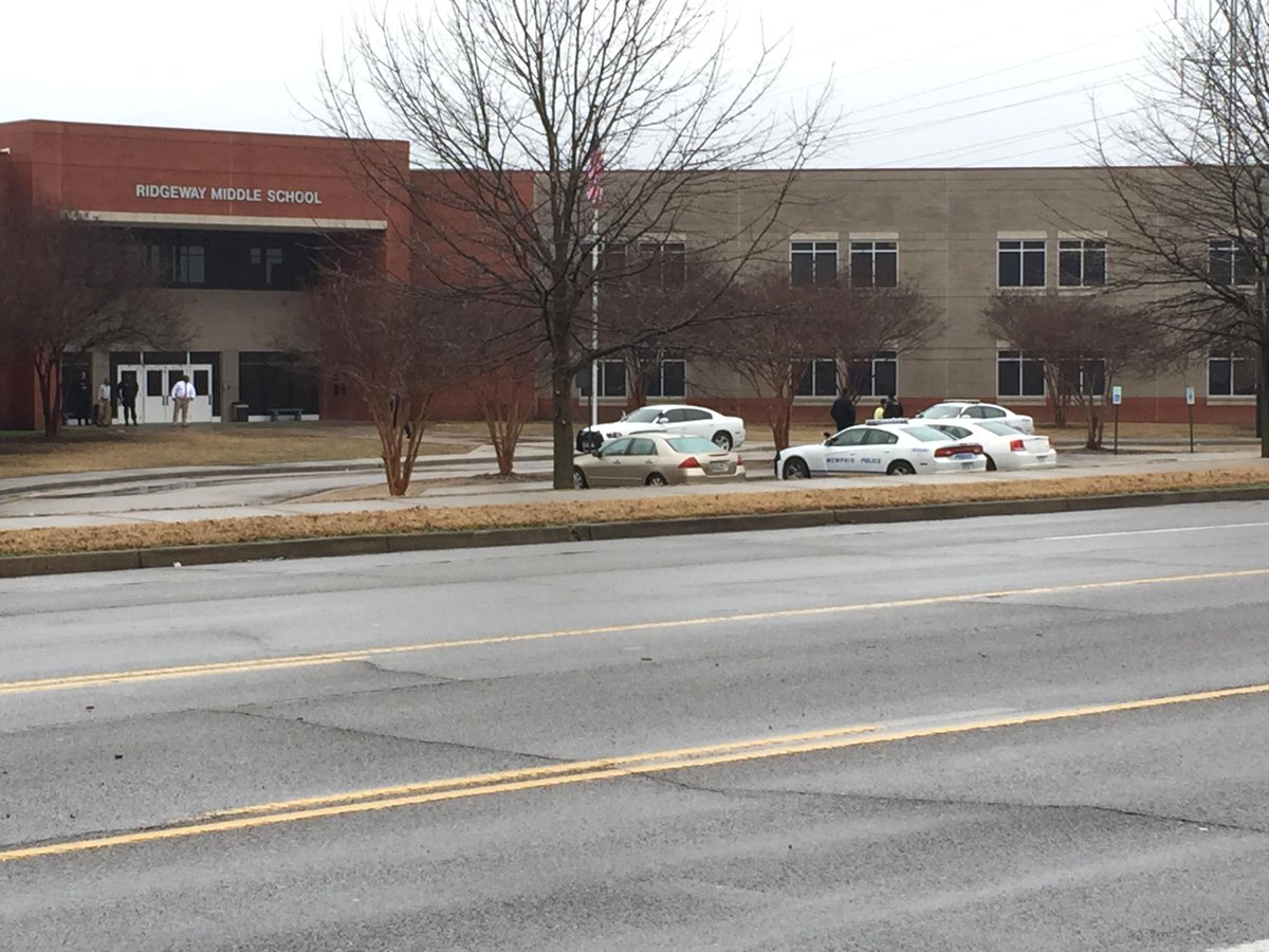 Ridgeway Middle School evacuated due to bomb threat ; WREG News