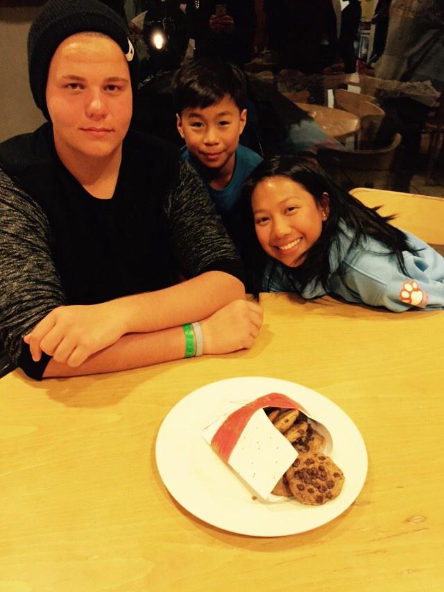 BpsSki's tweet photo. More fun during evening activities. http://t.co/y6NoAEdEhb