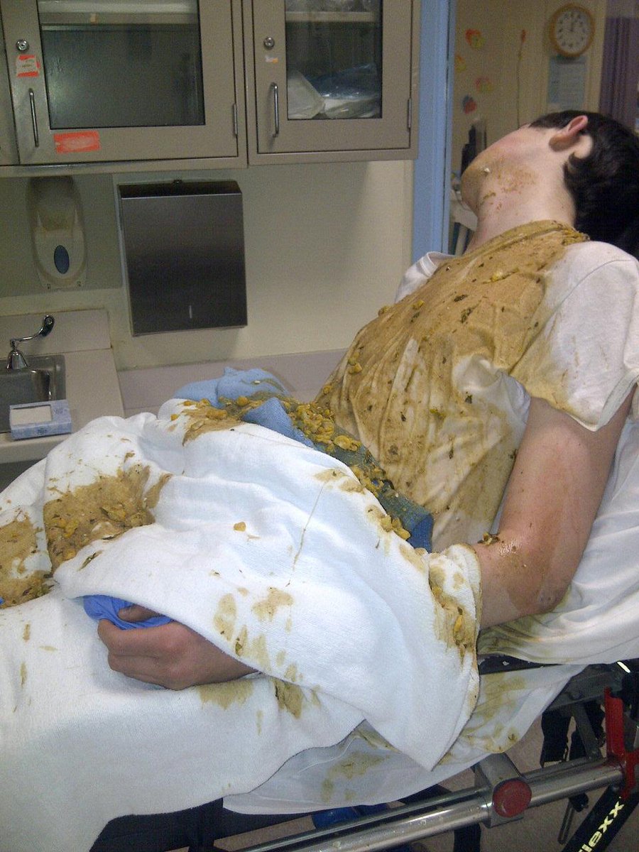 F159er's tweet photo. Happy purim, think twice before you drink. http://t.co/7dK4P7kGdA