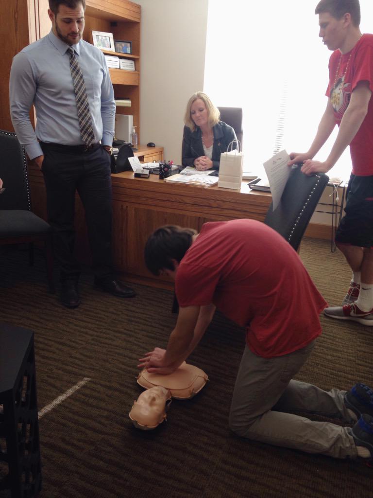 RepJodiHack's tweet image. Just learned Hands-Only CPR from some gentleman from South Salem High School! #CPR #AHA #Hands-OnlyCPR