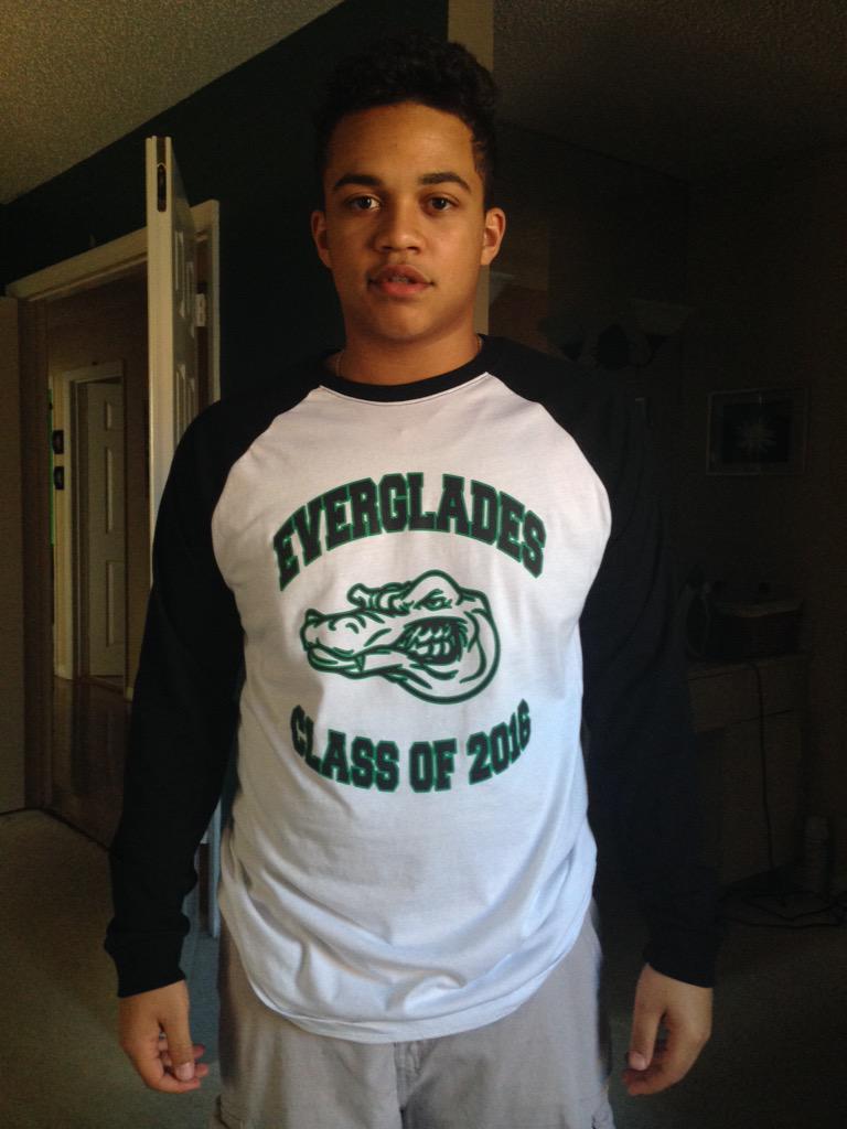 ThatBoySP's tweet image. Class shirts #EHS2016