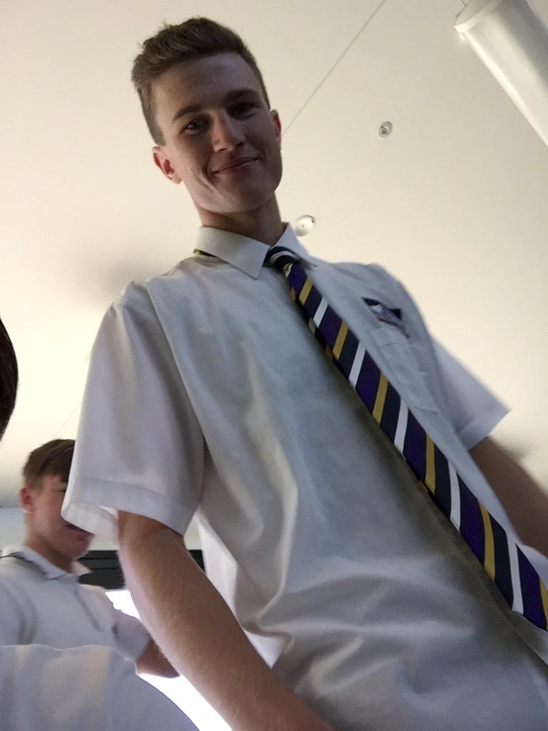 Bigtravyd's tweet photo. Danny's fresh new cut brings back the old days  #flashback @gfor3ree @liam2theEddie @scozaa @Danny_Allergy http://t.co/YvQJztam4c