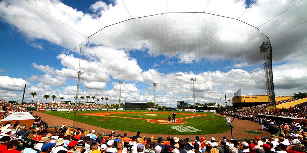MLB's tweet photo. Looking good. Looking real good. #SpringTraining http://t.co/abTd9WpFIw