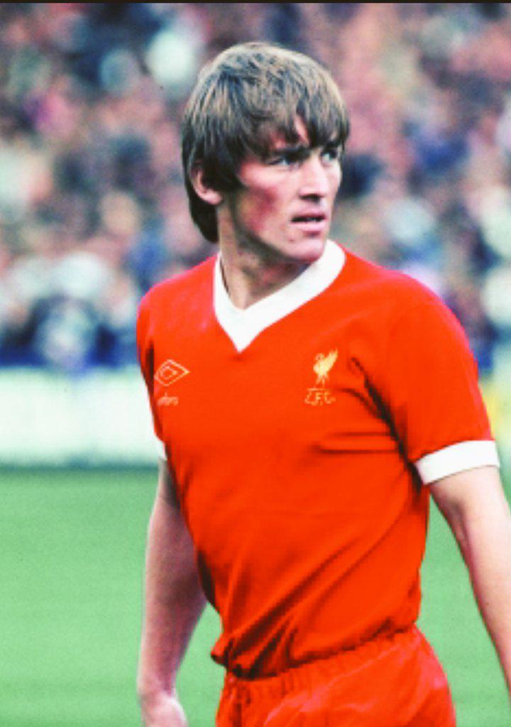Happy birthday Kenny Dalglish . Let\s get a win for the King..  