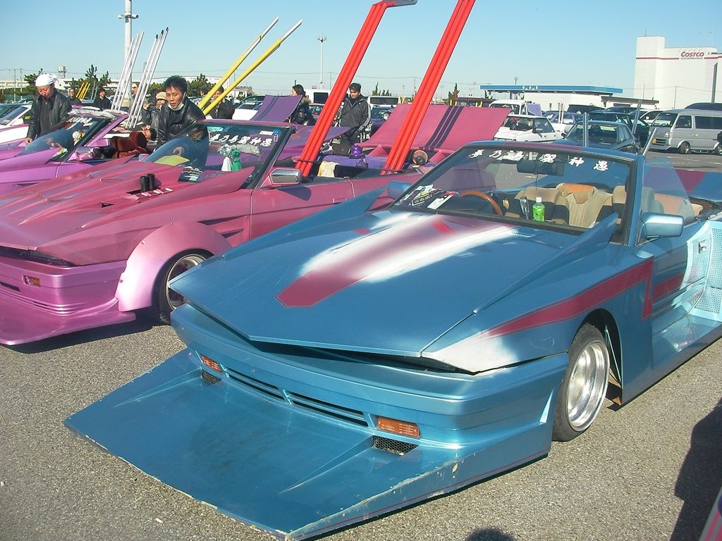 10系ソアラ GX71マークII シルエットのソアラ 写真から迫力が伝わり