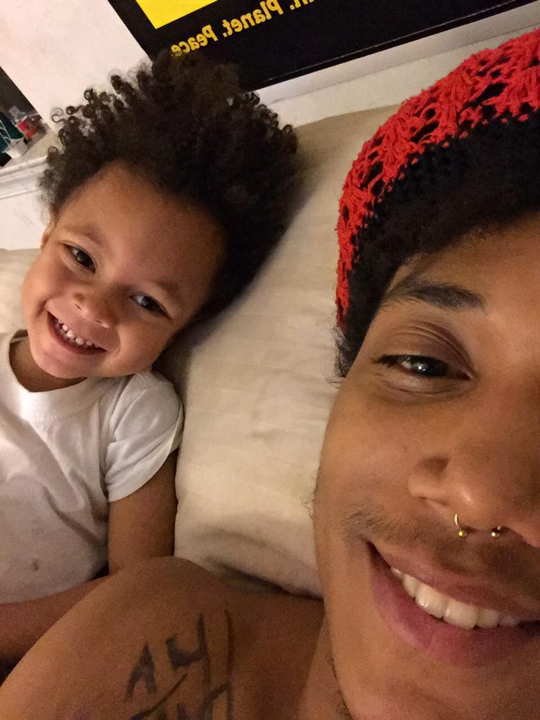 ScoobThe7eventh's tweet photo. Ima dead beat but this photo was just taken 30 minutes ago. Thts my son by for those who dnt knw #1anonly http://t.co/tODLGolgiG