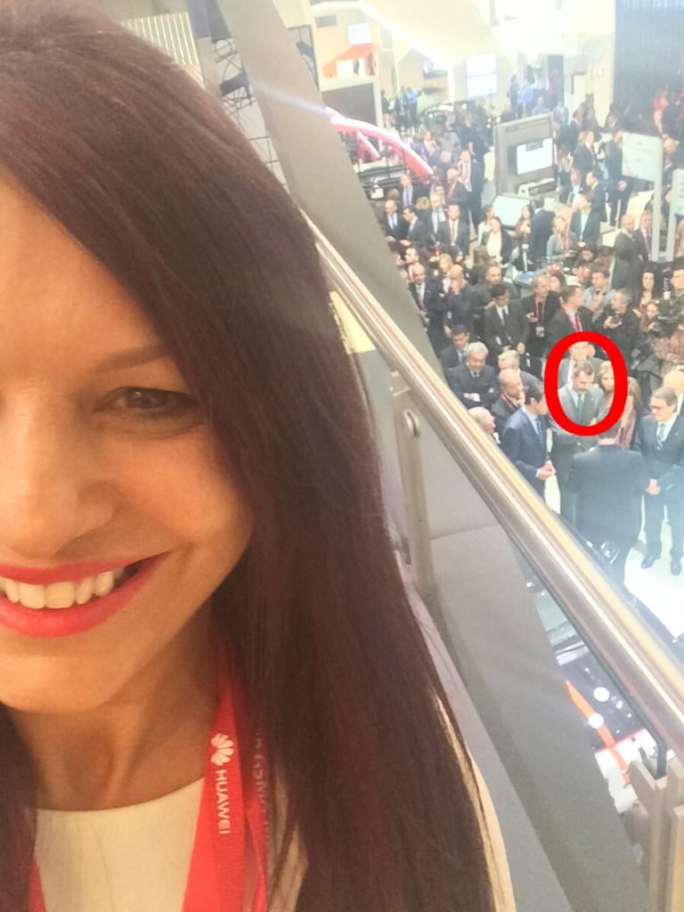 <a href="/Pinktomato/">Hellen Shaw</a>: #mwcselfie The King &amp; I at #MWC15 #MWC2015