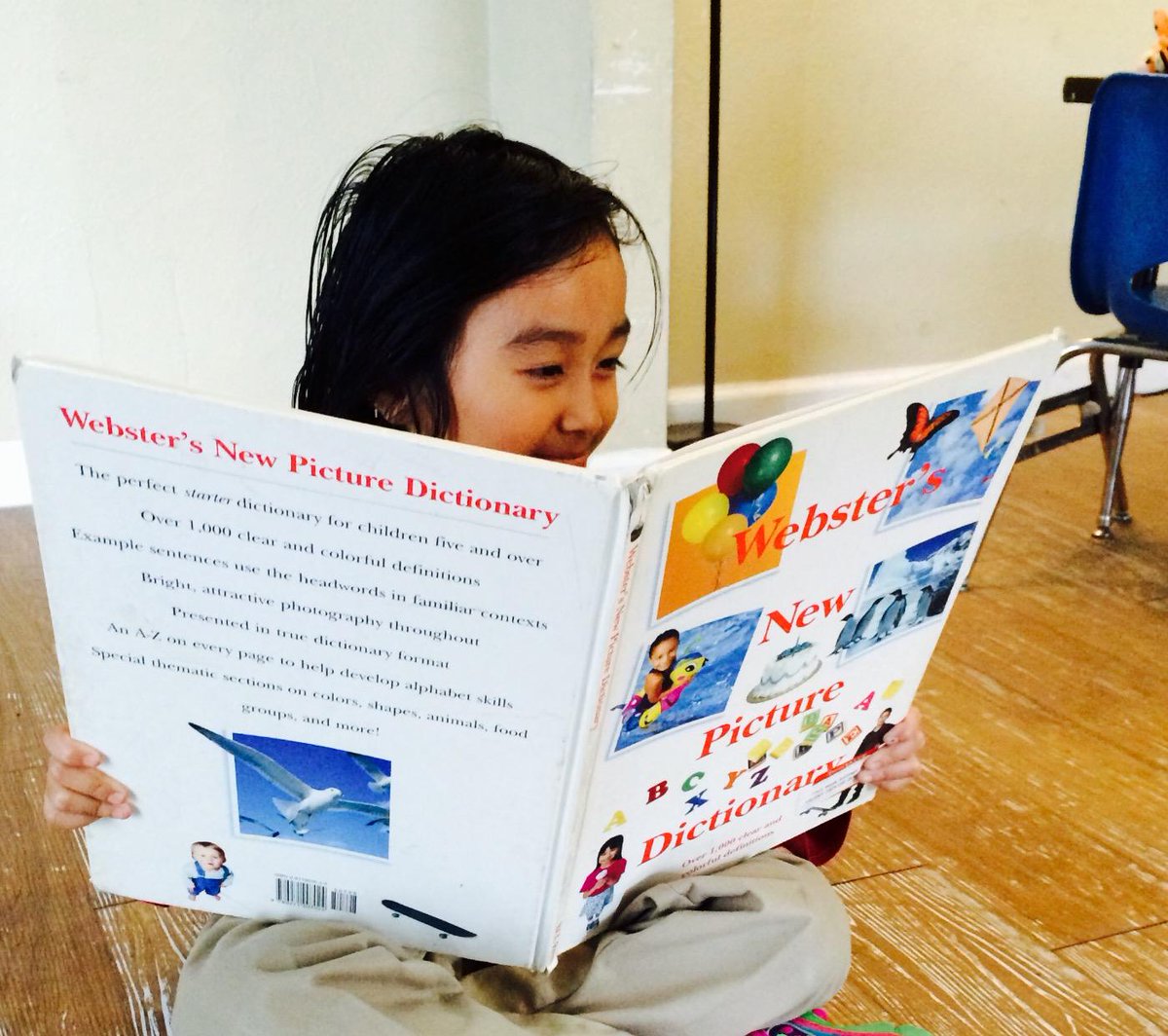HeartHouseD's tweet photo. Here's a #MagicOfStorytelling #SHELFIE! from one of our kids. Share yours &amp; give to @FirstBook: $5=2 books to kids. http://t.co/WzvLpofTAu