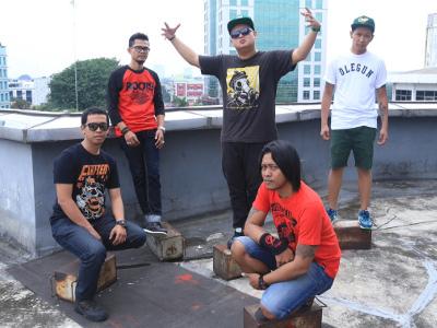 Berbagai Perubahan 7Kurcaci di Album 'Stick Together' tinyurl.com/kutfobl