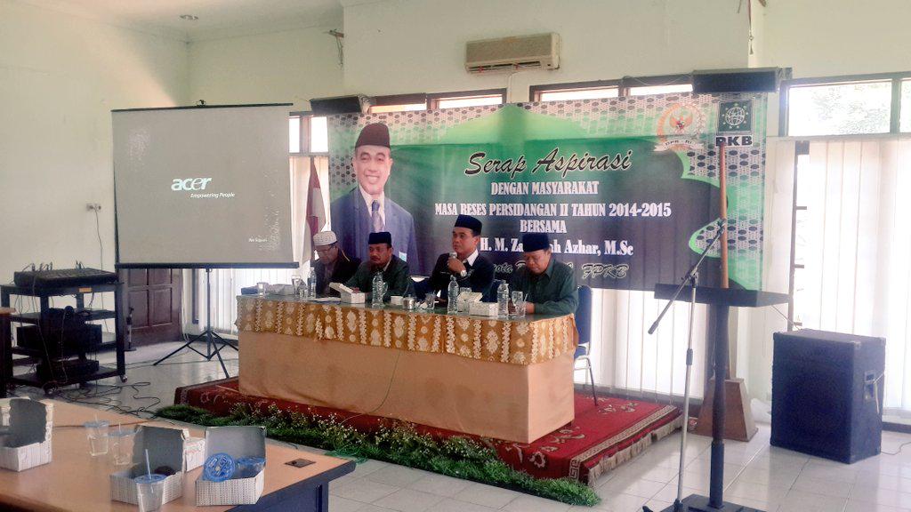 Zairullah_ZA's tweet photo. Serap Aspirasi Bersama Masyarakat Kota Banjarbaru.. @BeritaPKB @FraksiPKB #Reses http://t.co/4YhvKJMbq4