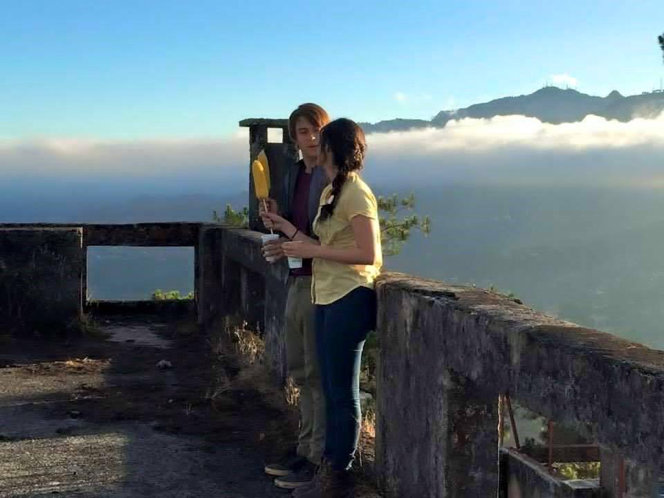 lizasoberanogil's tweet photo. TBT #ForevermoreFirstDate 😟#ForevermoreSpecialDay http://t.co/KjLmIeHVFW