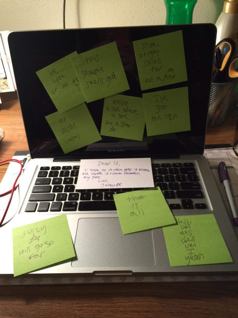 allisonm_g's tweet photo. Someone broke into my room. #Scuured http://t.co/hEOwOTPEDa