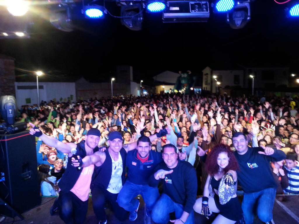 TomaEventos tweet media