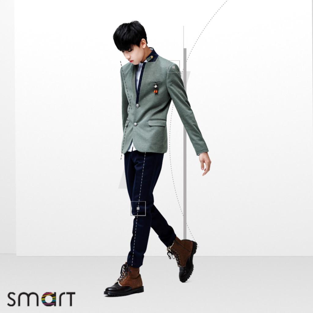 GOT7World's tweet photo. (FOTO) 04.03.15 - Atualização do Kakao Story da Smart Uniform com o Bambam http://t.co/H6RCQbYUX6