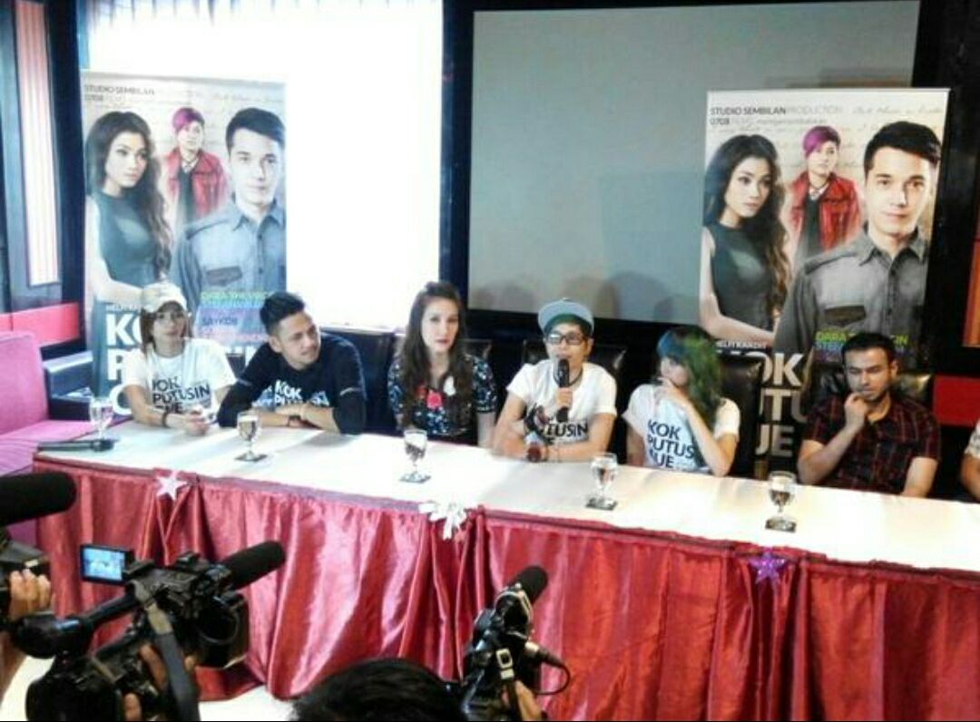 nonton yaahh my followersss😘😘😘😘 @KokPutusinGue