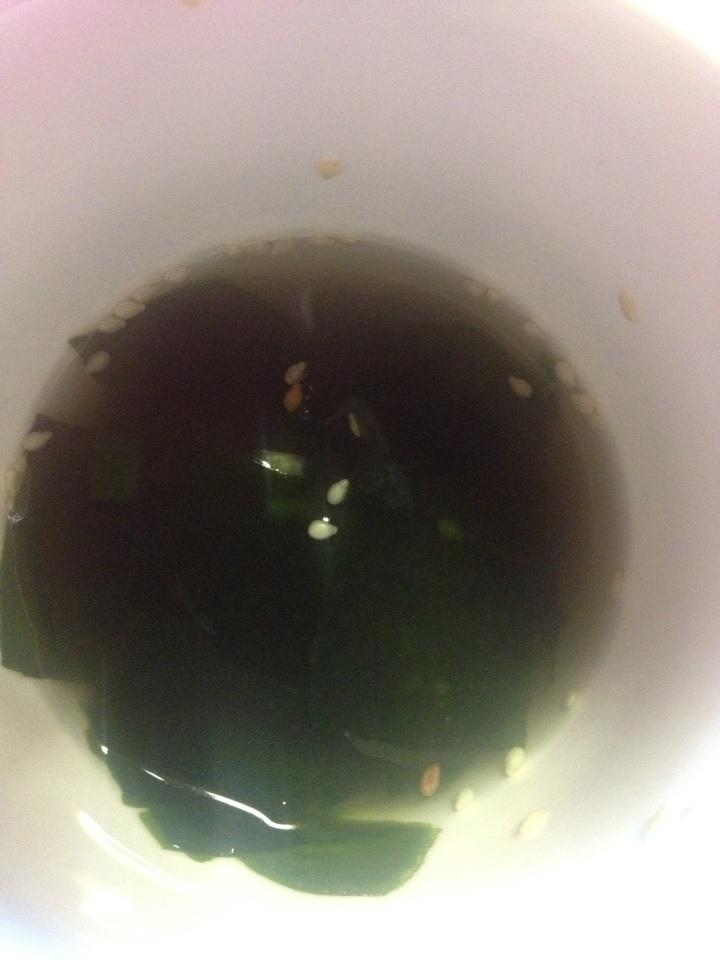 atlanticseaweed's tweet photo. Delicious miso soup. http://t.co/5y8MC8zcTN