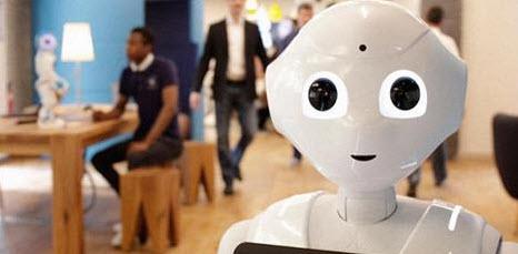 The_Bot_Squad's tweet photo. Meet the robots that are taking over Japan: http://t.co/iNzuniSB3Z #TheBotSquad http://t.co/tGB8pWTK1G