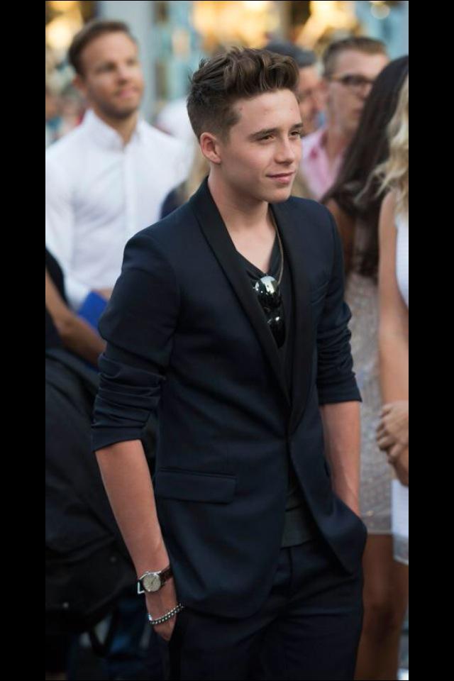Happy Birthday Brooklyn Beckham, another few years il be hunting ye down taking ye out on dates   