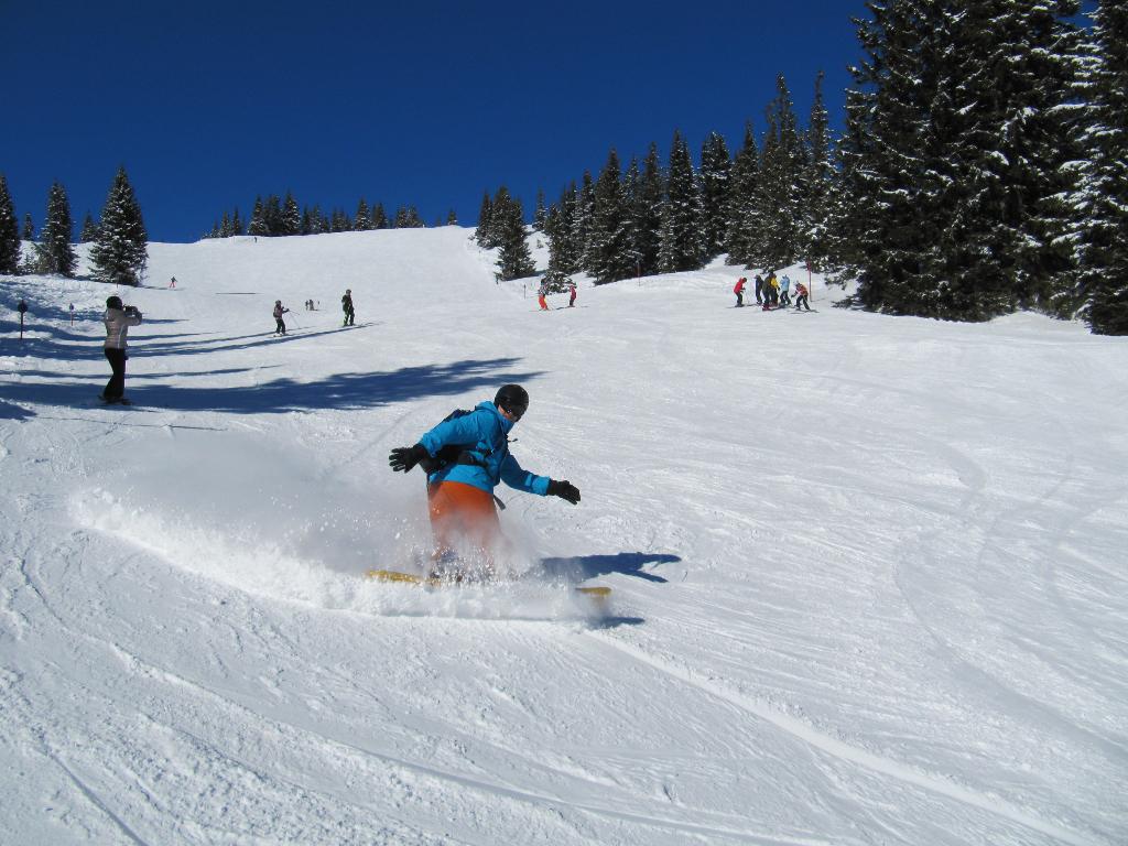 #snowboardfun @HoherIfen Kleinwalsertal Austria :) awesome weather ... !!!