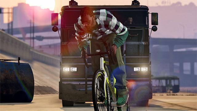 xboxuk's tweet photo. Arriving March 10th for #GTA Online:
• Heists
• Adversary Modes
• Daily Objectives
and more: http://t.co/rGVAPXRs3W http://t.co/TsHopvjocY