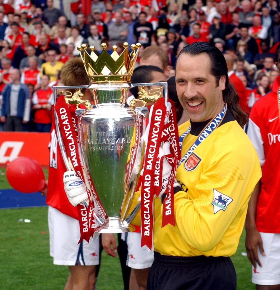 AliHamidi's tweet photo. R u ready 4 #TheBigFishOff 2nite? 8pm @ITV4 2 legends collide in one tashtantic battle! @thedavidseaman @tommyhill33 http://t.co/dywLGwcVBR
