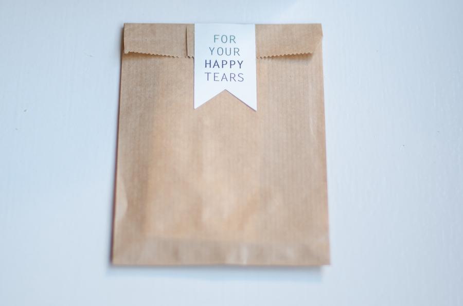 Zakdoekjes nu ook in kraft! zie hier weddingwinkel.nl/Product/zakdoe… #wedding #trouwen #bruid #styling #kraft #webshop #DIY
