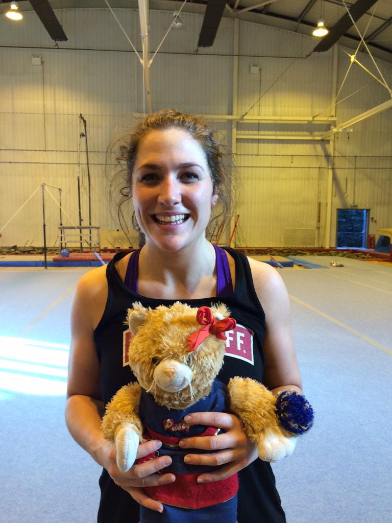 BhamPussycats's tweet photo. This week Clem goes to our fabulous assistant coach @rachel_jewkes for all her hard work! #alwaysgodeeper 😽👏🎀 http://t.co/JiKK4oIceq