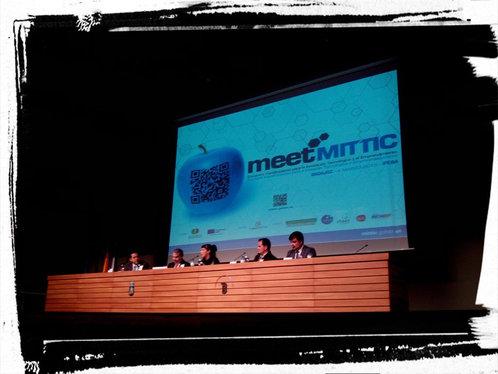 ELABORARTEes's tweet photo. Empezamos.... #EmprenderEnPositivo #MeetMittic @AJEEXTREMADURA @CarlosGRP #Ifeba #Badajoz #Innovación http://t.co/nFea3u8ckb