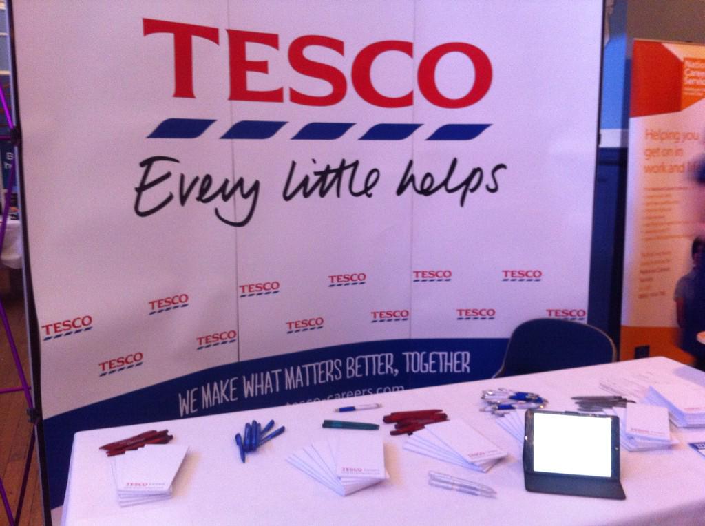 DidcotDC's tweet image. At #oxfordjobfair #collaboration stores &amp;amp; distribution working together @MartinWannell