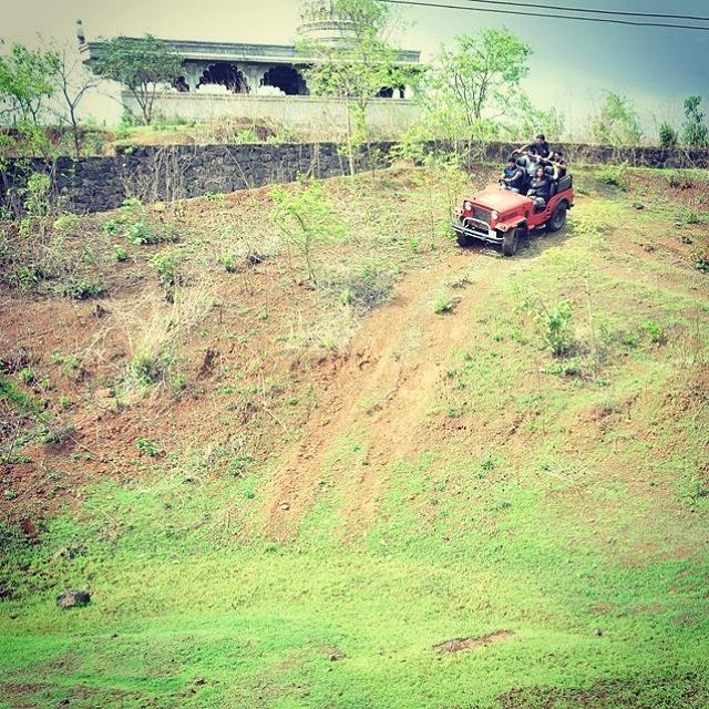 Adventure1Zone's tweet photo. Wanna feel the #rush on this #offroad #jeep #experience? http://t.co/0QpouEtNu6
